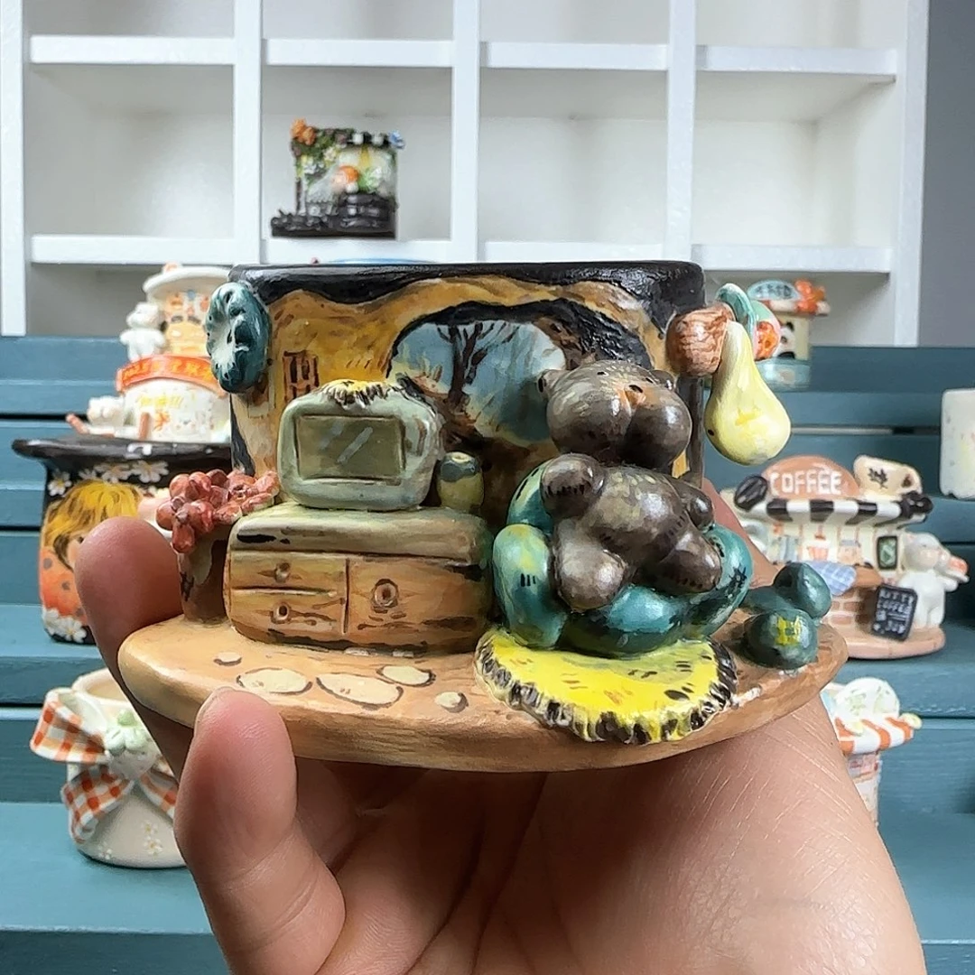 红陶o****o多肉花盆：煤炭小熊