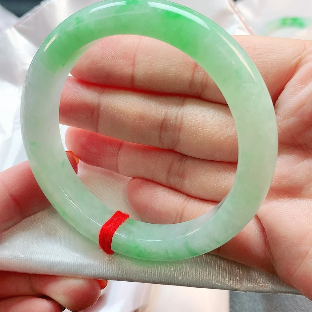 未镶嵌手镯翡翠吴*伊正圈2636