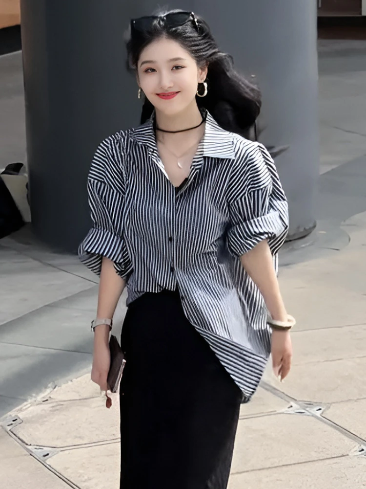 高级时尚设计感条纹衬衫女2025夏季宽松松弛感通勤百搭气质衬衣潮
