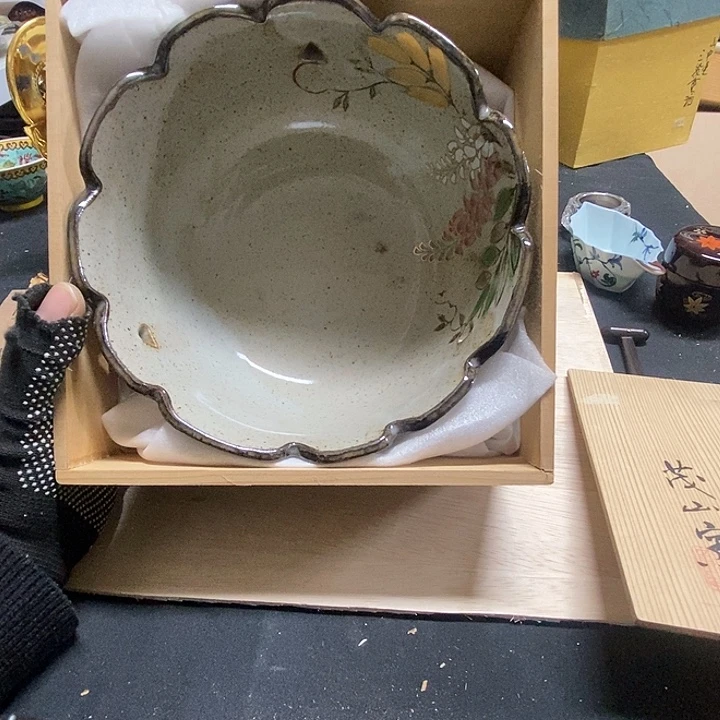 彦***子中古杂项回流瓷器