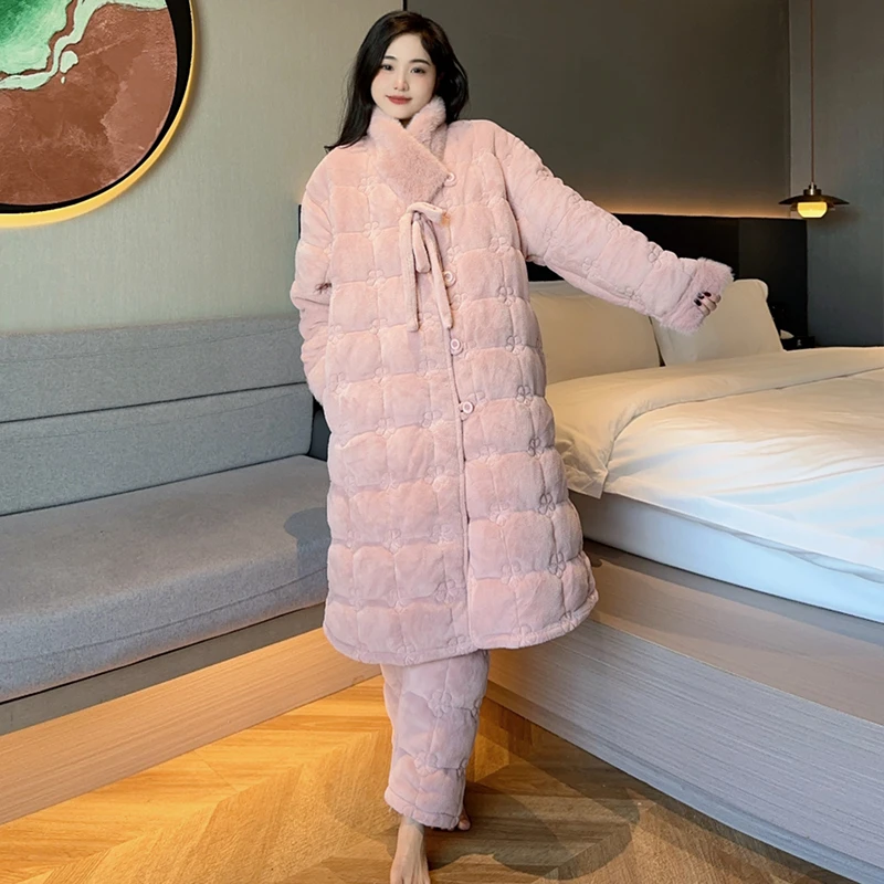 中长款三层夹棉睡袍套装女士甜美冬季加厚保暖珊瑚绒可外穿睡裙