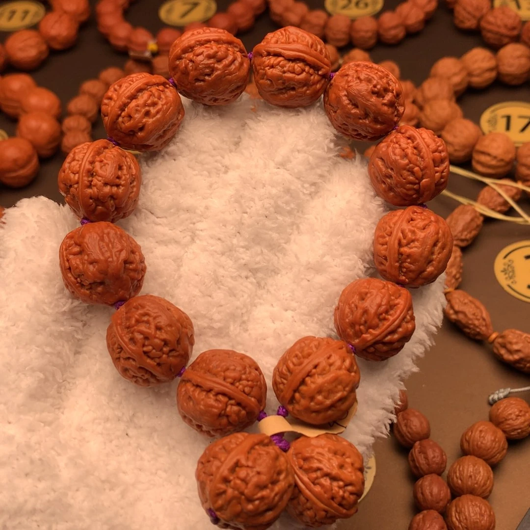 文玩核桃手串20尺寸
