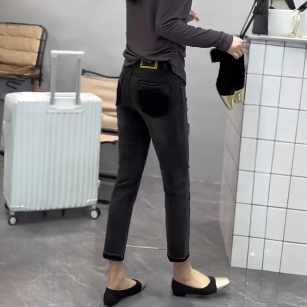 弹力小脚牛仔裤女2025春季新款大码梨形身材小个子修身显瘦铅笔裤