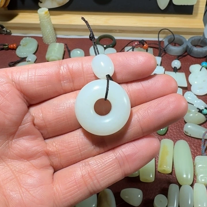 河***杰和田玉未镶嵌吊坠(不含链)