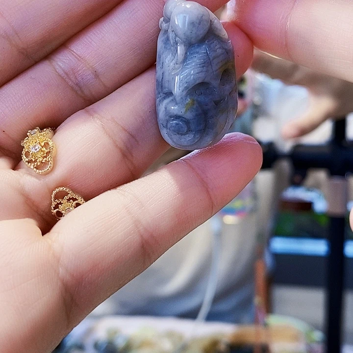 和田玉未镶嵌手机链