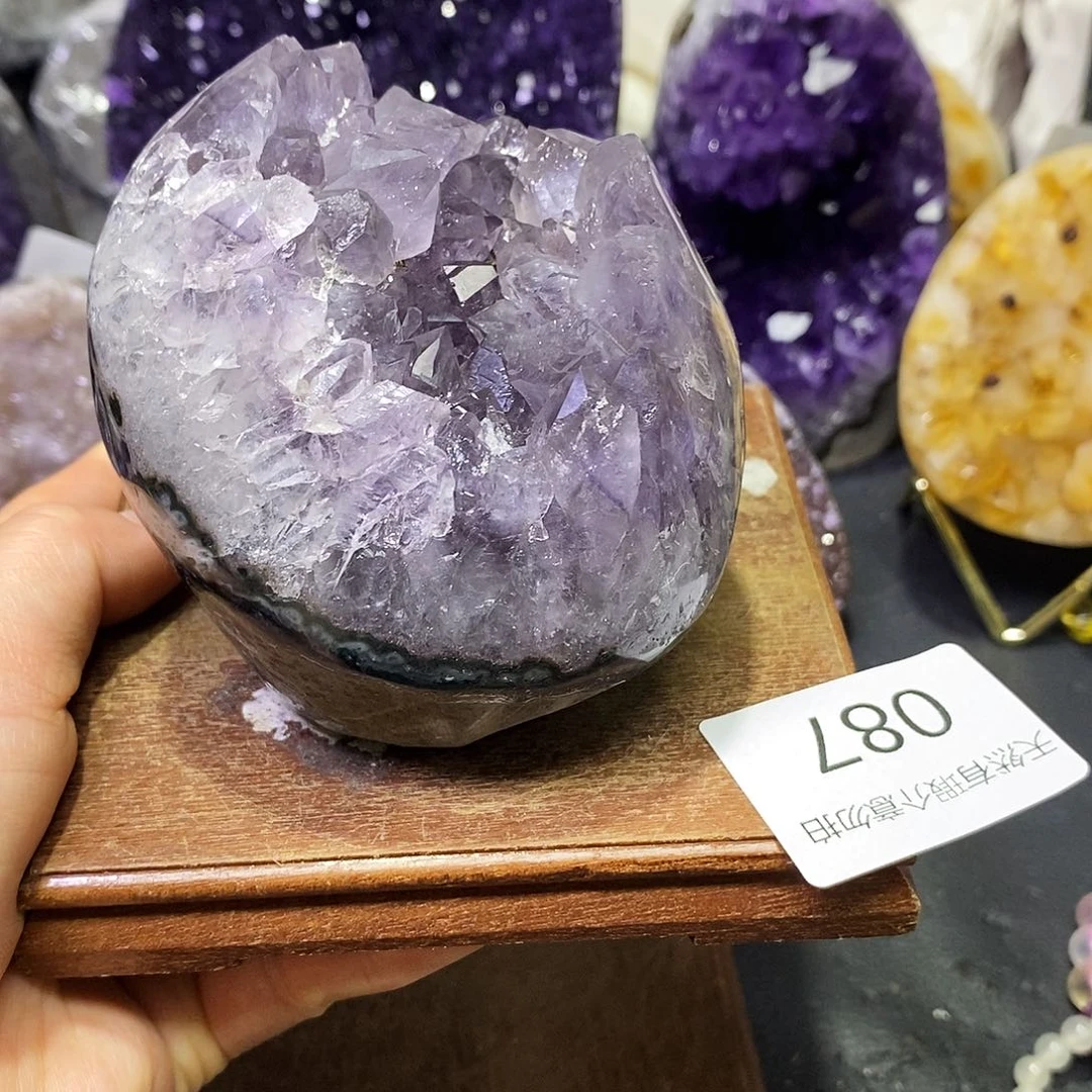 未镶嵌水晶大型摆件（非配饰）