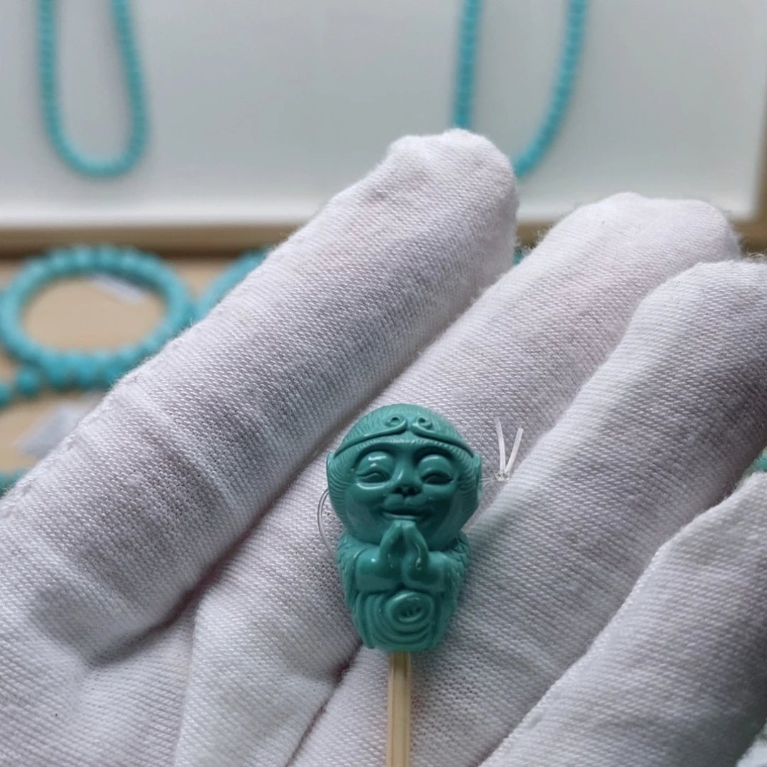 未镶嵌绿松石珠宝奇石