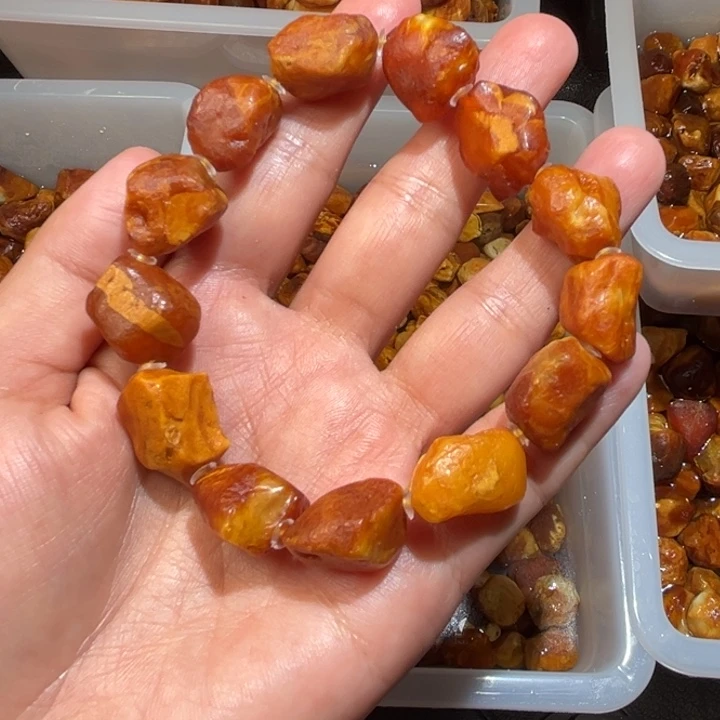 琥珀未镶嵌颈饰手串