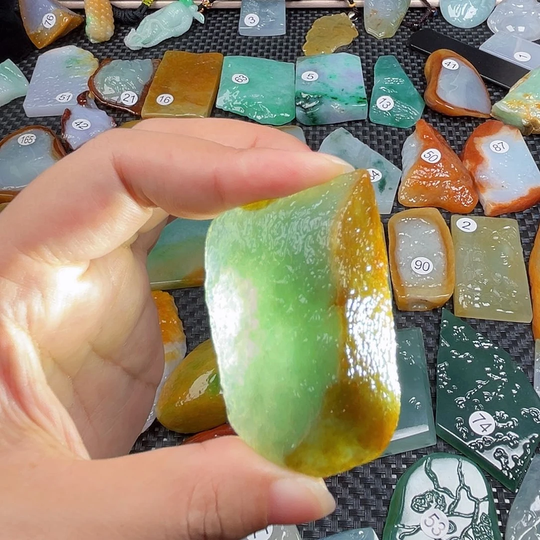 定制翡翠未镶嵌翡翠
