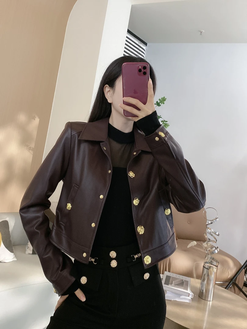 短款按扣皮外套9527