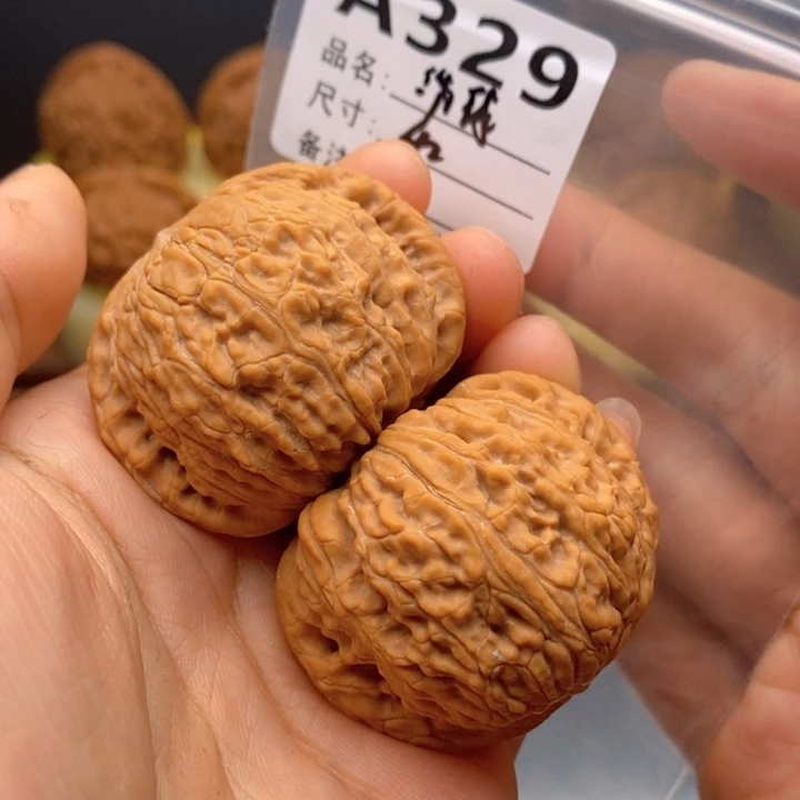 文玩核桃吊坠329绣球42