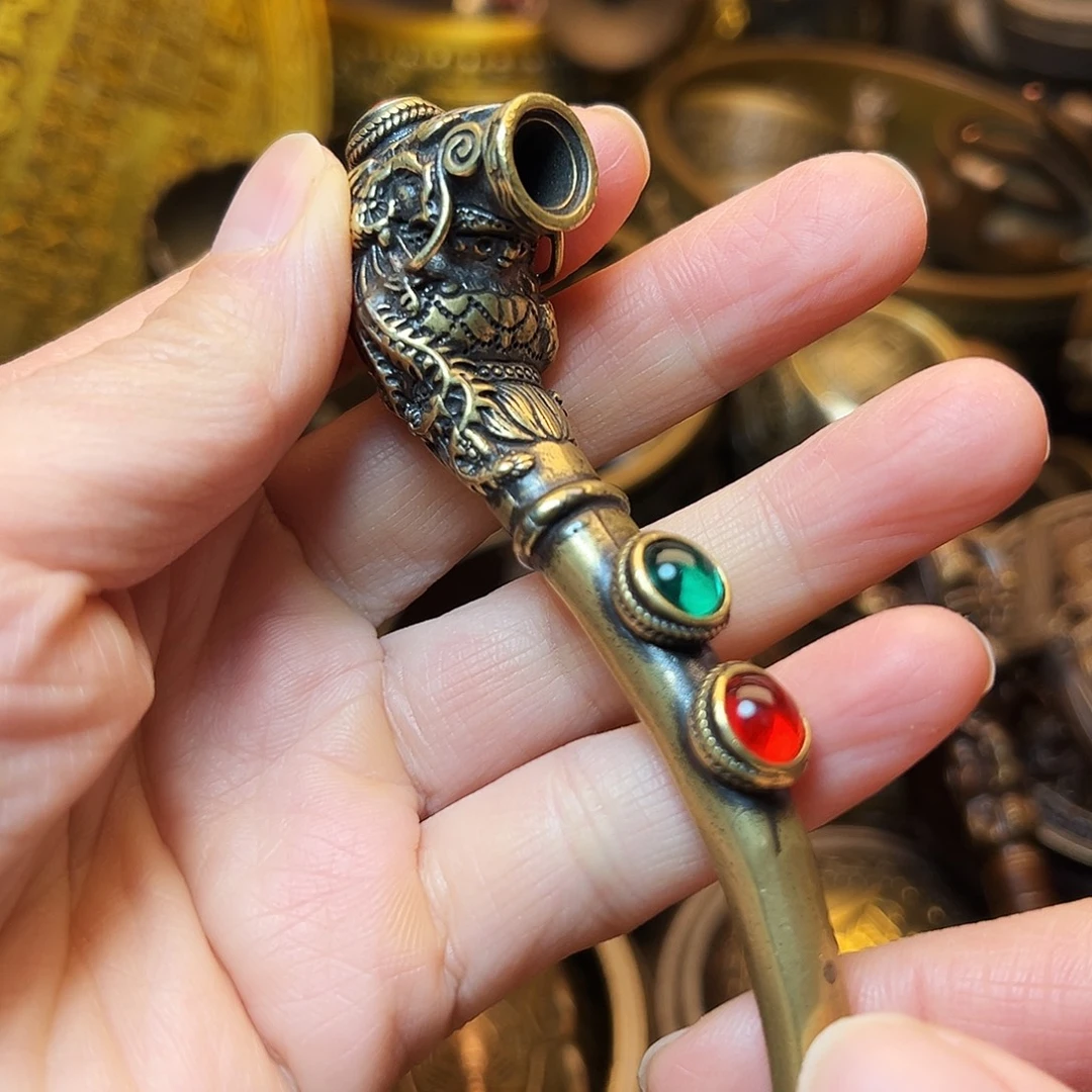 精美铜器工艺品等