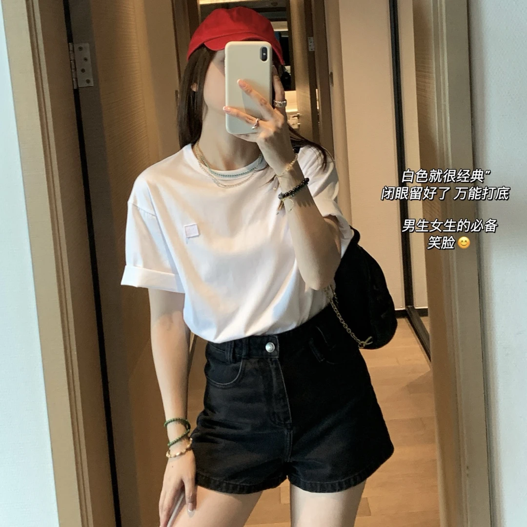 必入 元面料 Ac男女同款笑脸纯棉圆领纯色上衣短袖T恤 来咯～