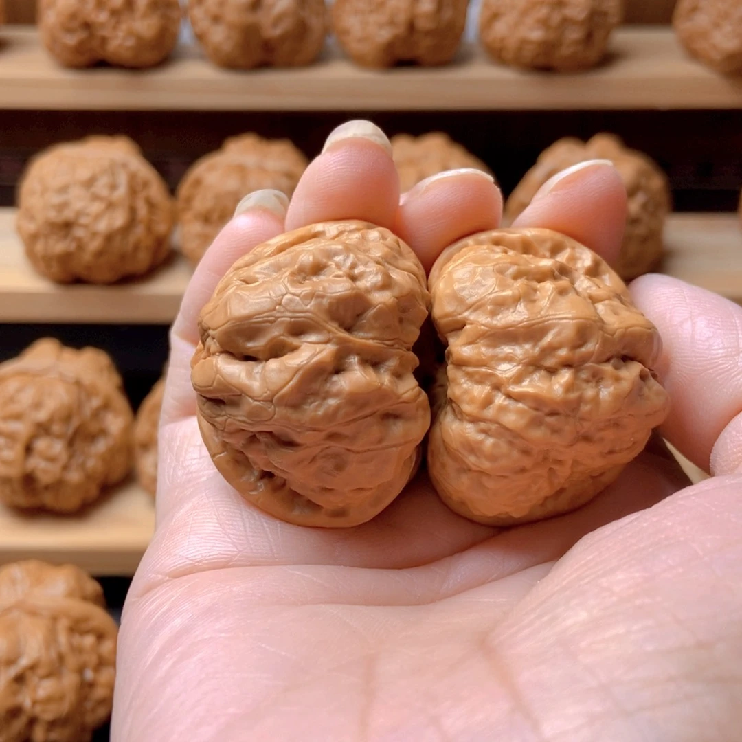 文玩核桃吊坠火*龘蛤蟆头