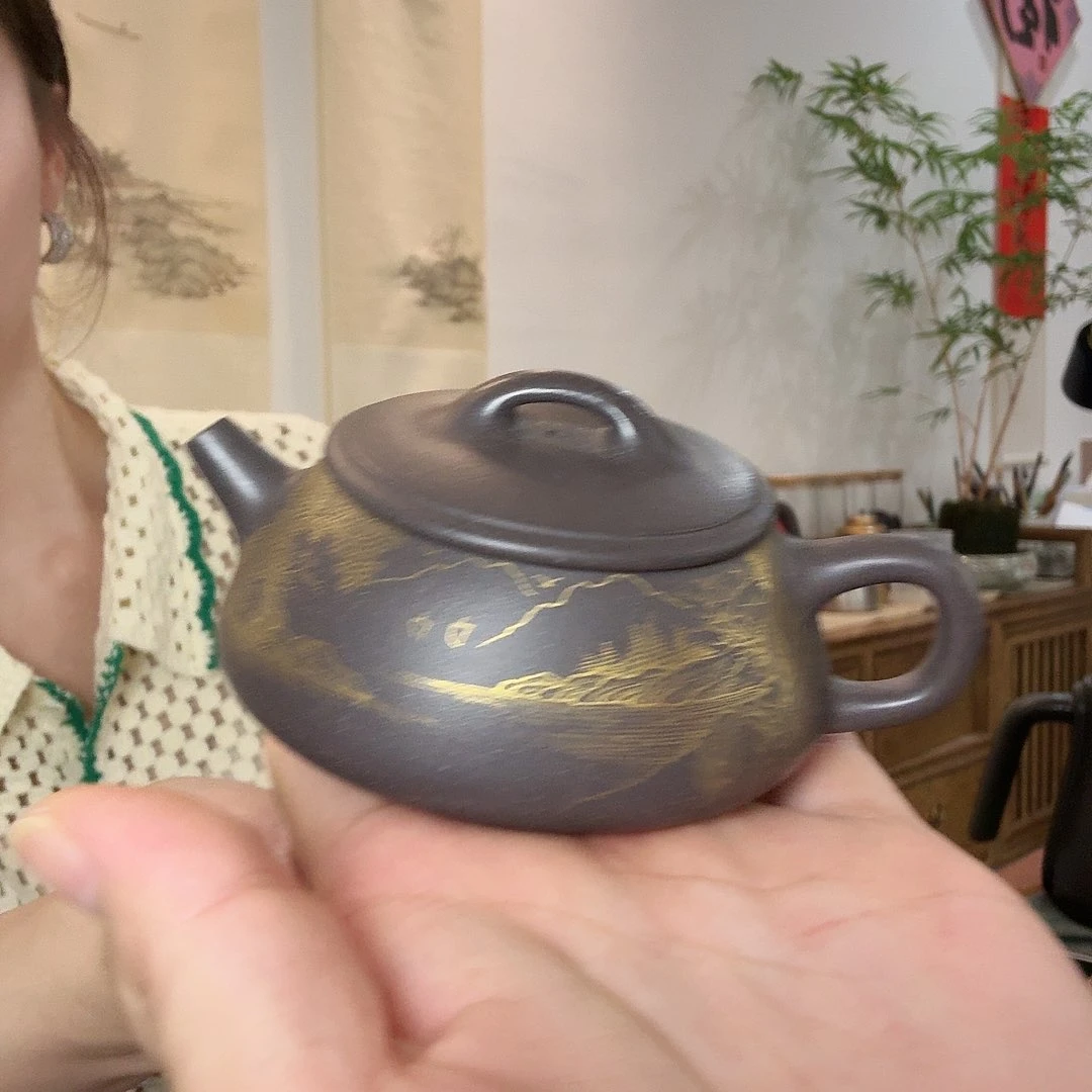 远***同描金老天青石瓢壶