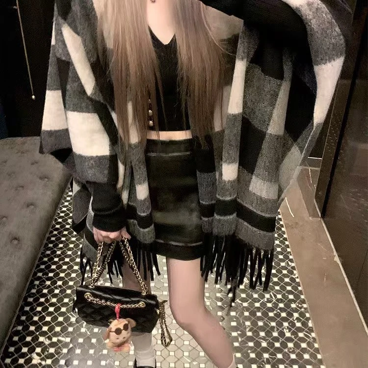 格纹披肩斗篷外套女秋冬外搭披肩