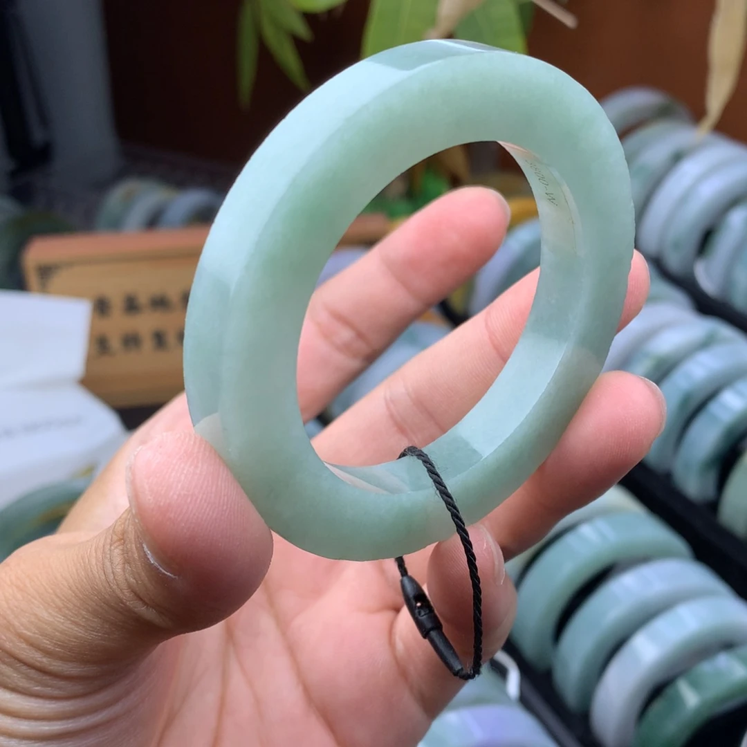 未镶嵌手镯定制翡翠定制手镯