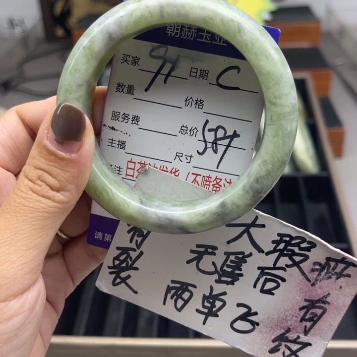 未镶嵌蛇纹石玉手镯