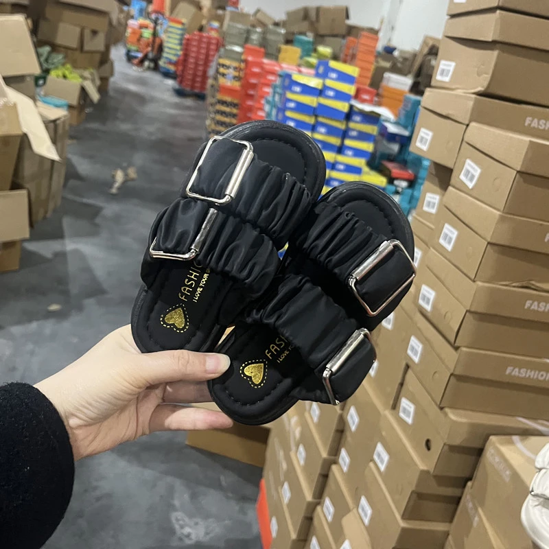 女童小拖鞋儿童外穿一字拖2025夏季新款韩版凉拖女童防滑沙滩鞋