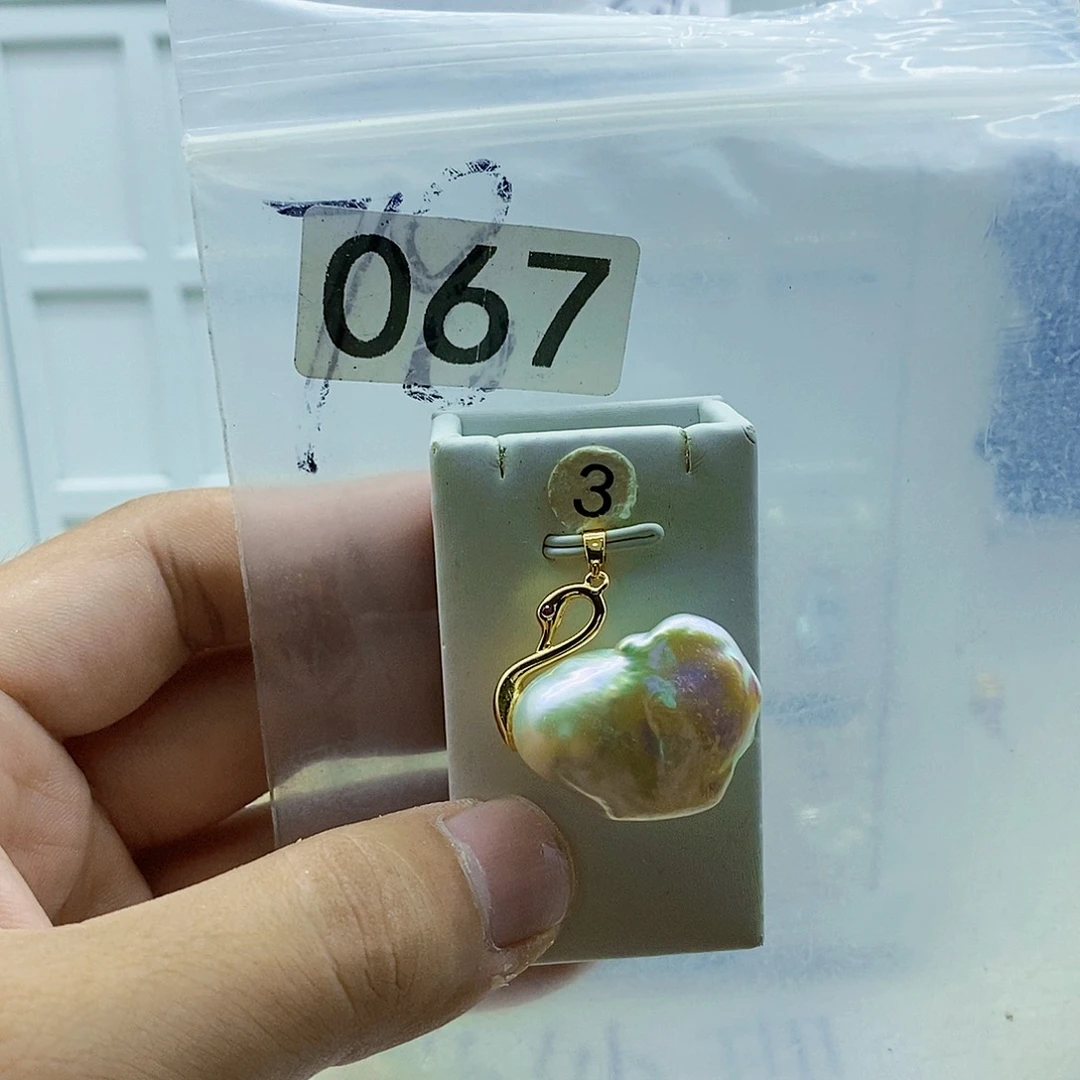 合金淡水珍珠颈饰