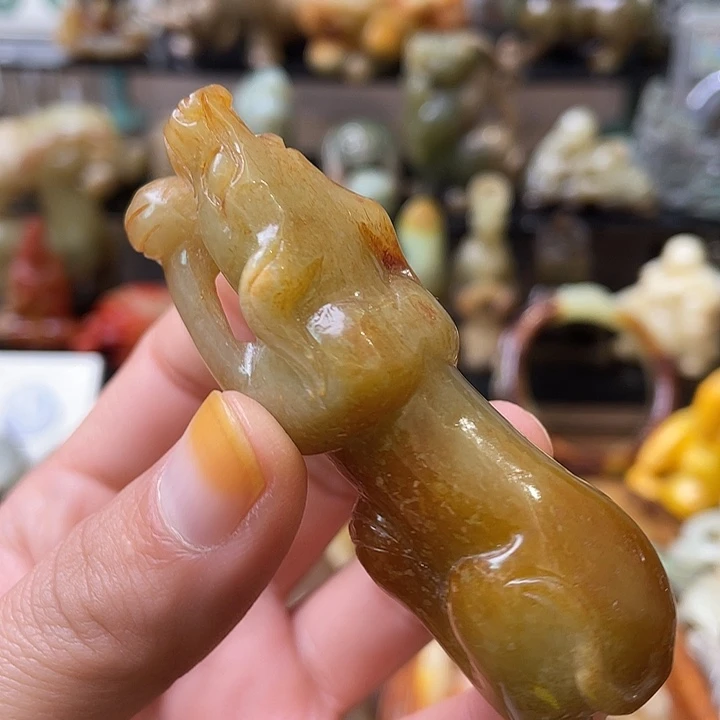 和田玉（糖玉）未镶嵌颈饰