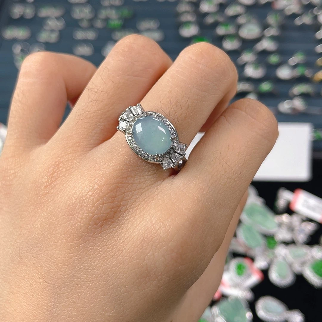 未镶嵌戒指翡翠戒指