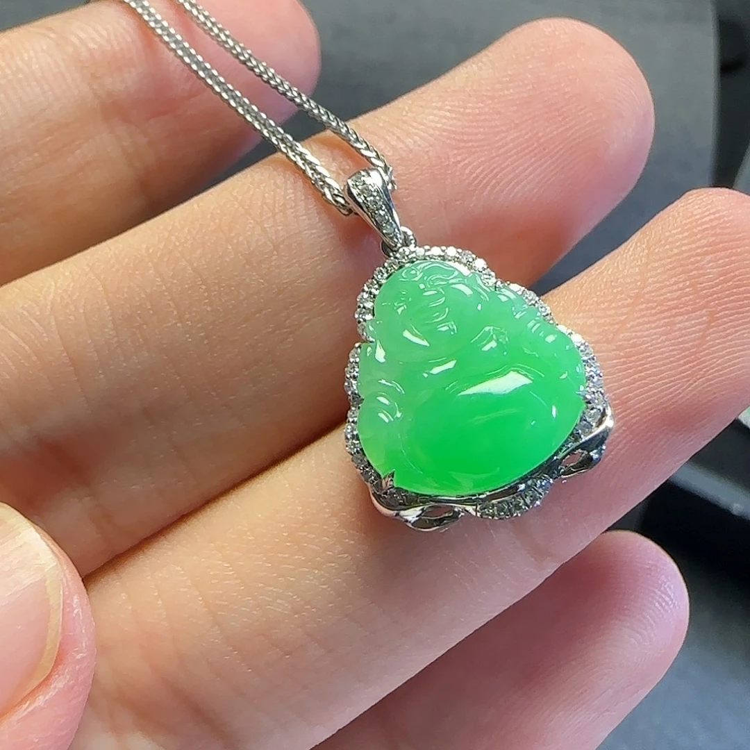 翡翠18K金镶嵌颈饰翡翠