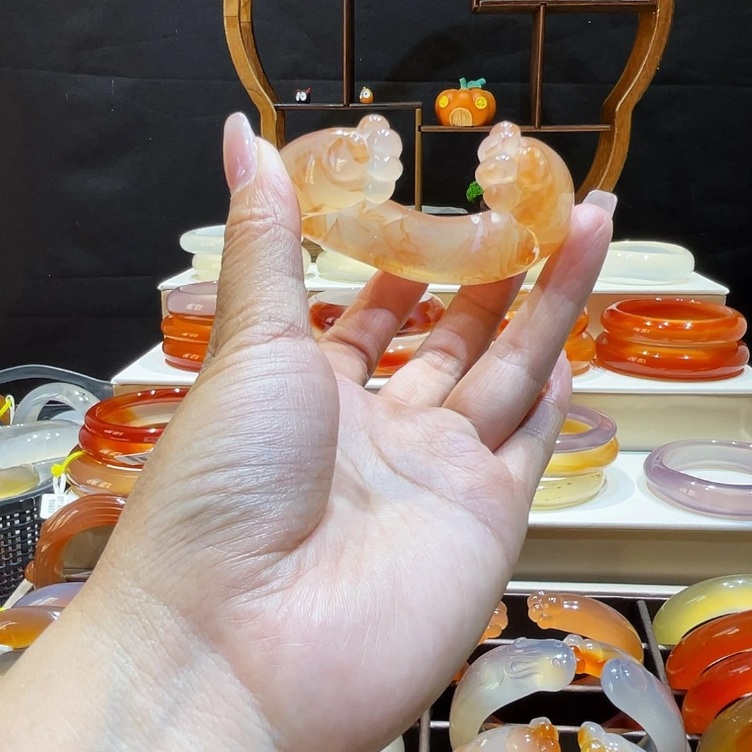 玛瑙/玉髓未镶嵌手镯