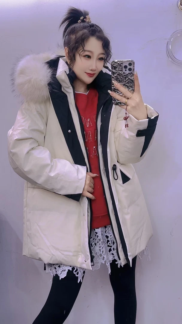 559 高货大毛领高货捡漏芮娜依莲外套棉服