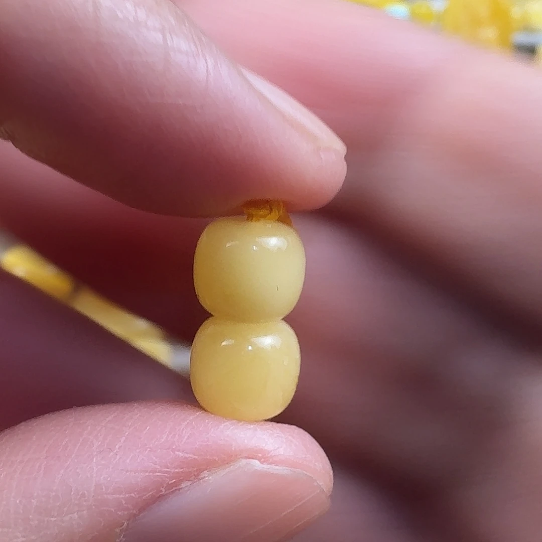 蜜蜡未镶嵌裸石61杂