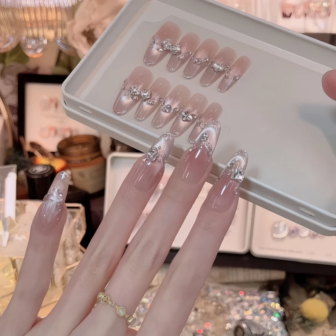 【天秤座】手工穿戴甲显白腮红裸色渐变猫眼美甲中长款气质冰透