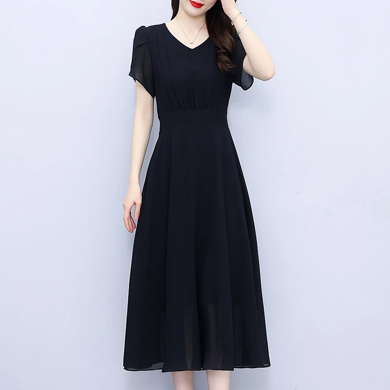 气质雪纺连衣裙女2024年新款夏季别致v领短袖轻熟风黑色a字裙