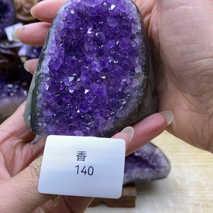 水晶大型摆件（非配饰）未镶嵌