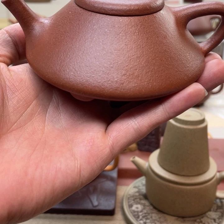 紫砂茶壶宝山纯红降坡合瓢