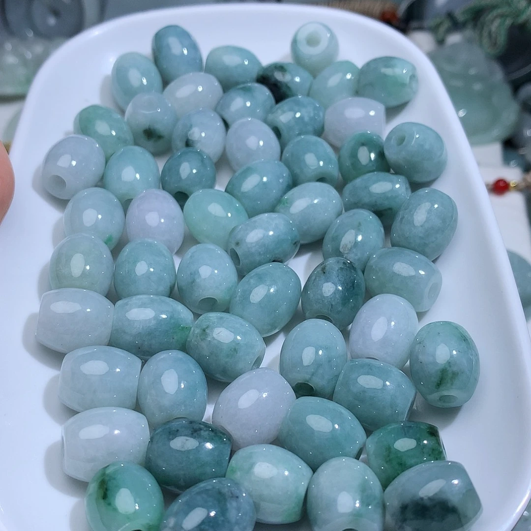 颈饰未镶嵌翡翠多样性发其一!