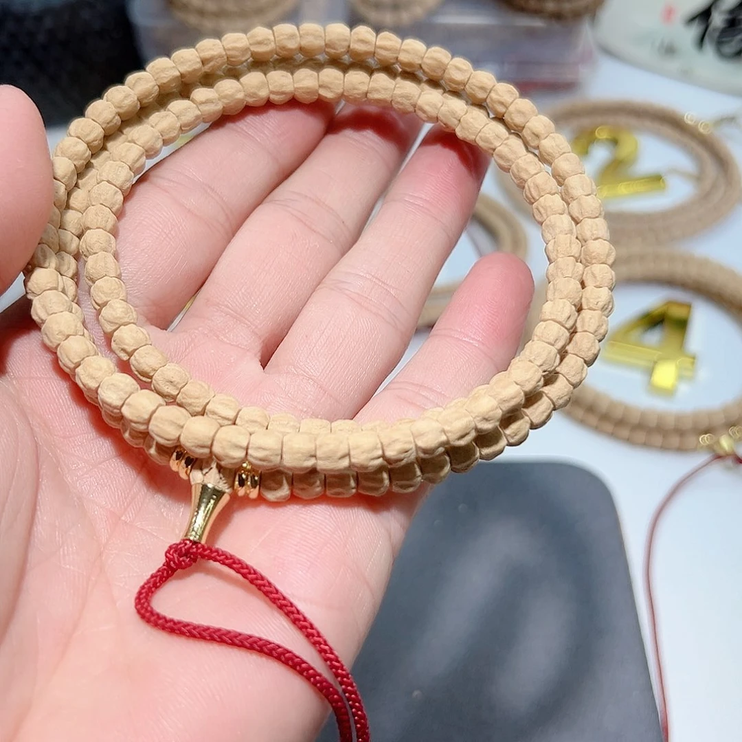 柏香籽/百香籽吊坠奶****?