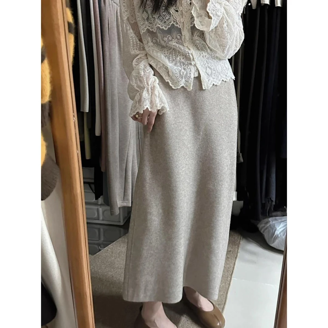 温柔燕麦色加厚针织半身长裙女秋冬气质直筒一步裙高腰显瘦包臀裙