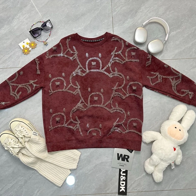 真真欧货【小熊紫红满钻长款卫衣】62170