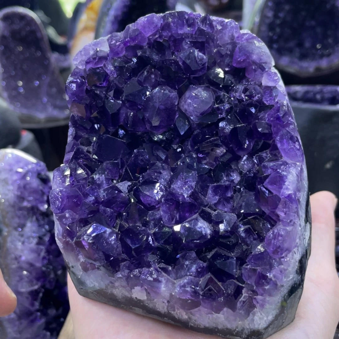 未镶嵌水晶珠宝半成品