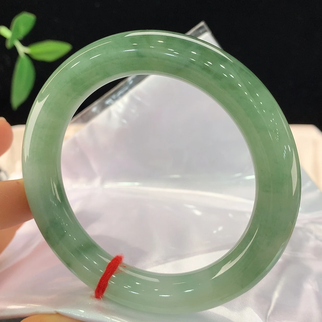 翡翠未镶嵌手镯4001