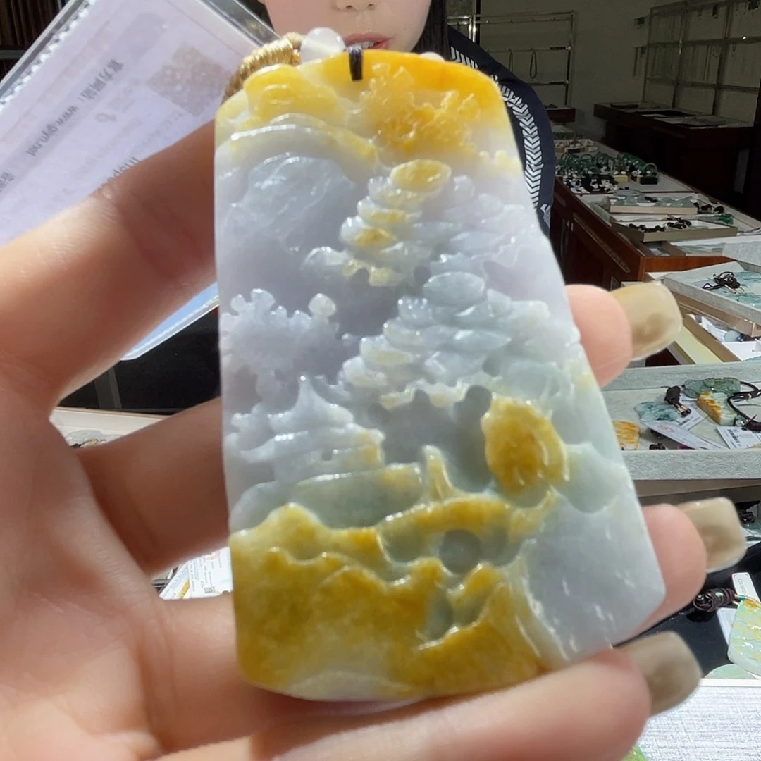 翡翠未镶嵌颈饰一