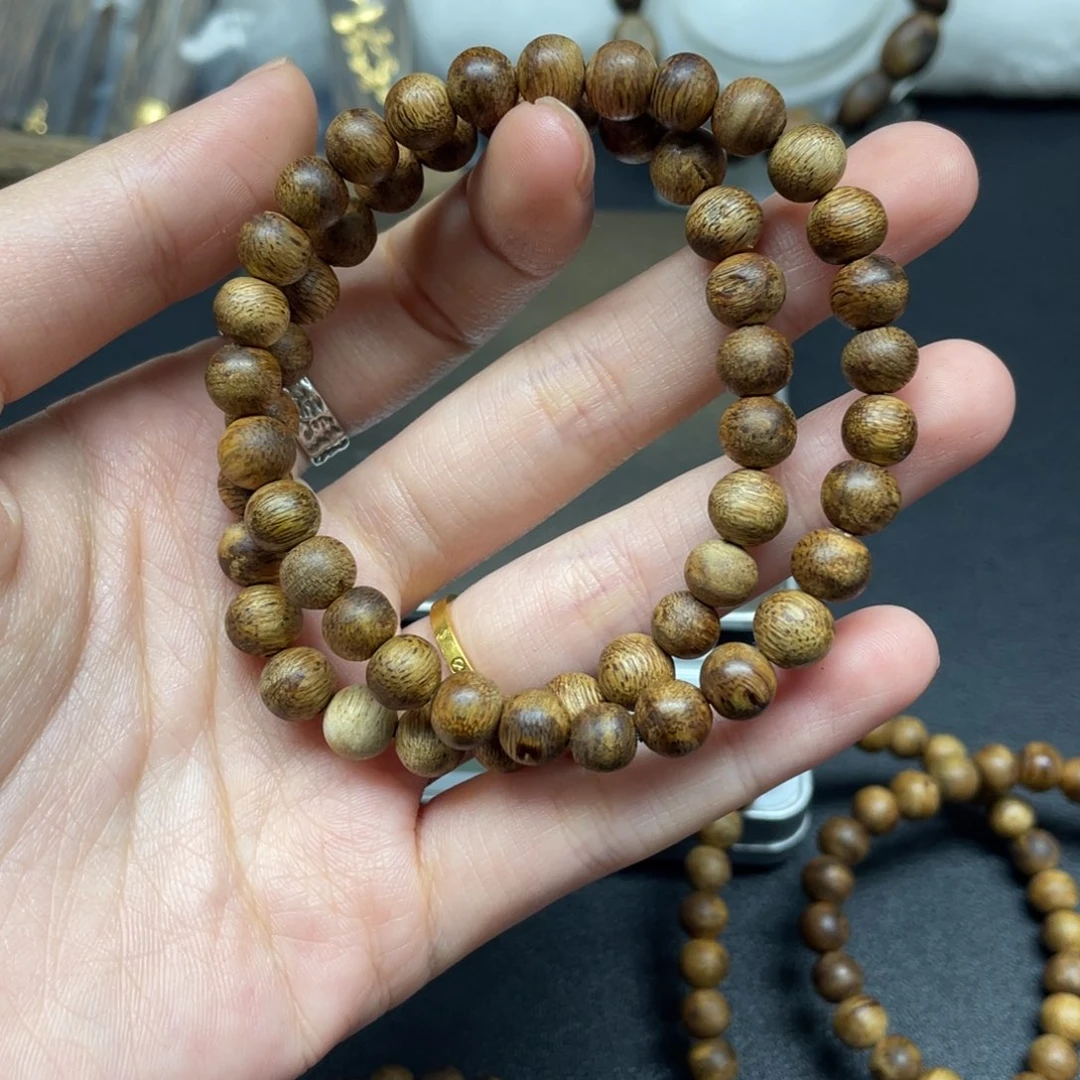 沉香沉香碎屑海南07莺歌绿