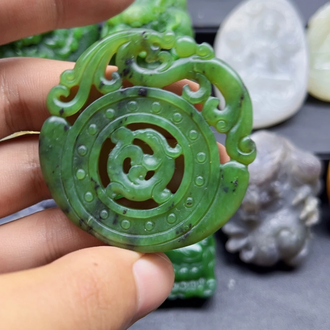 和田玉未镶嵌颈饰和田玉