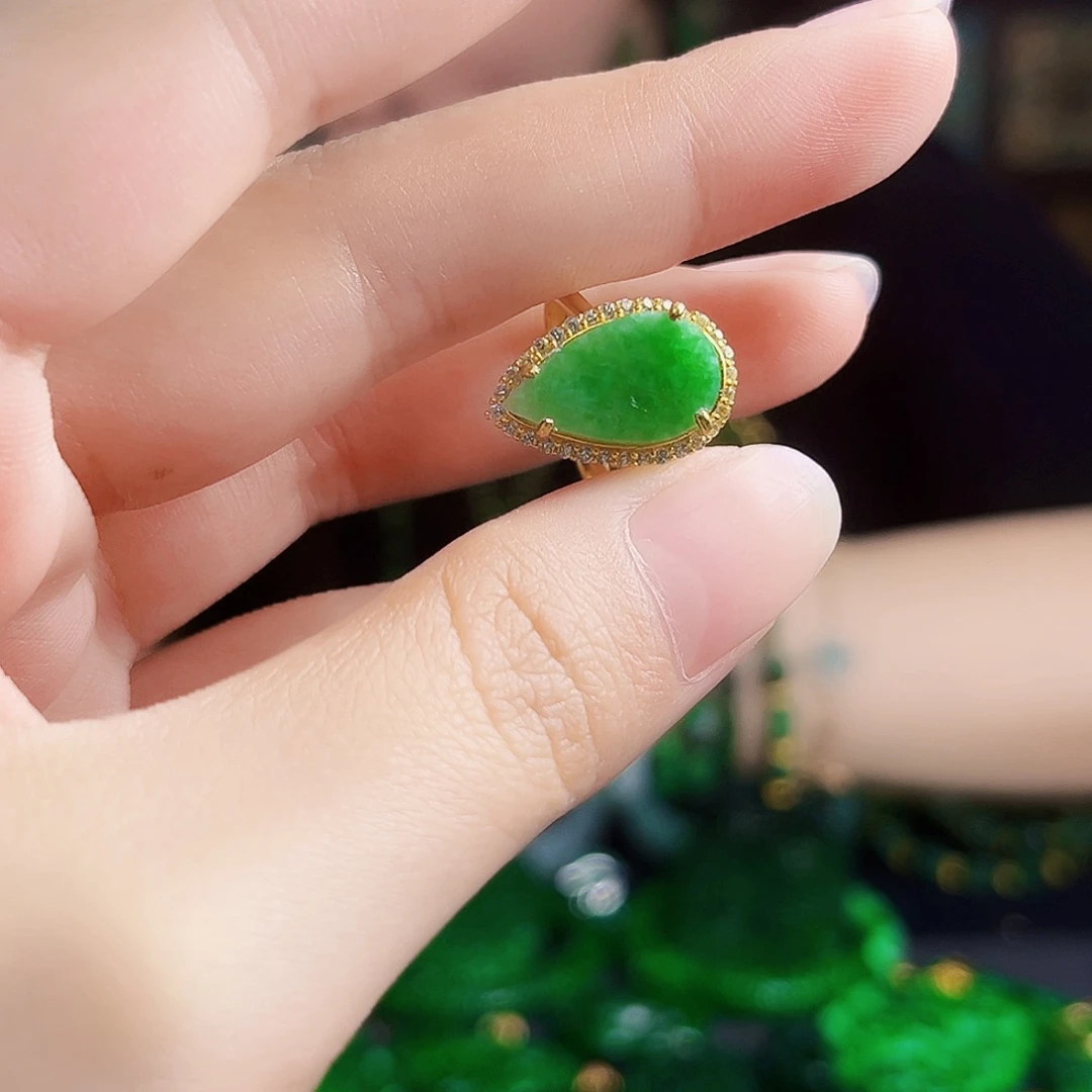 颈饰银S925镶嵌翡翠多样性