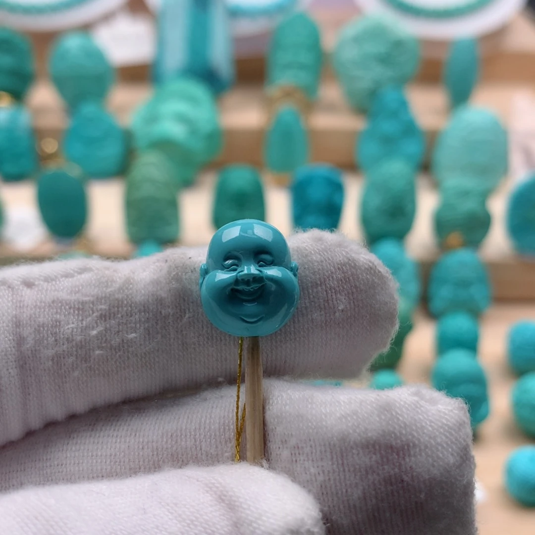 绿松石配饰未镶嵌