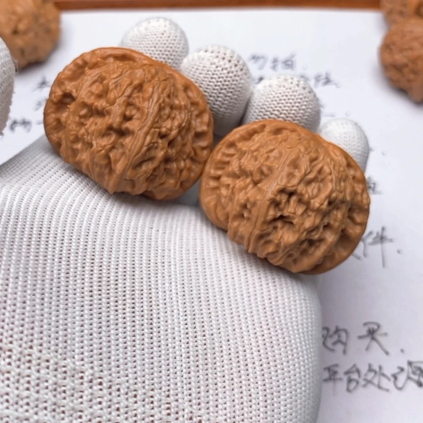 【闪购商品】把件文玩核桃4白狮子
