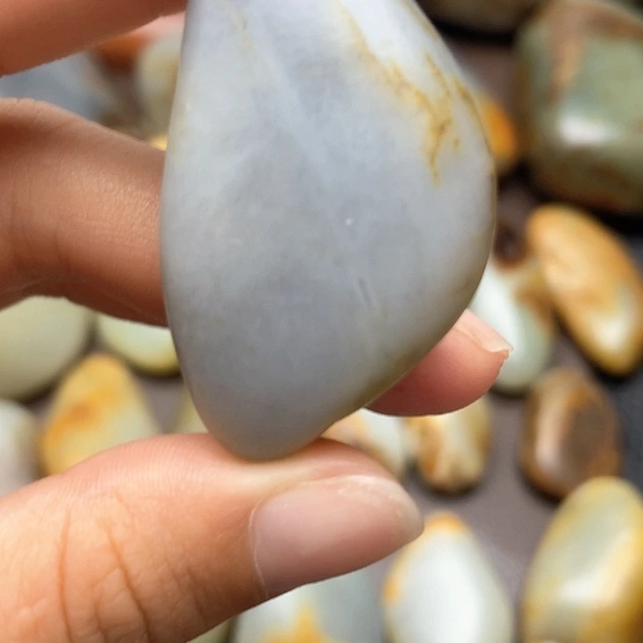 和田玉未镶嵌颈饰28