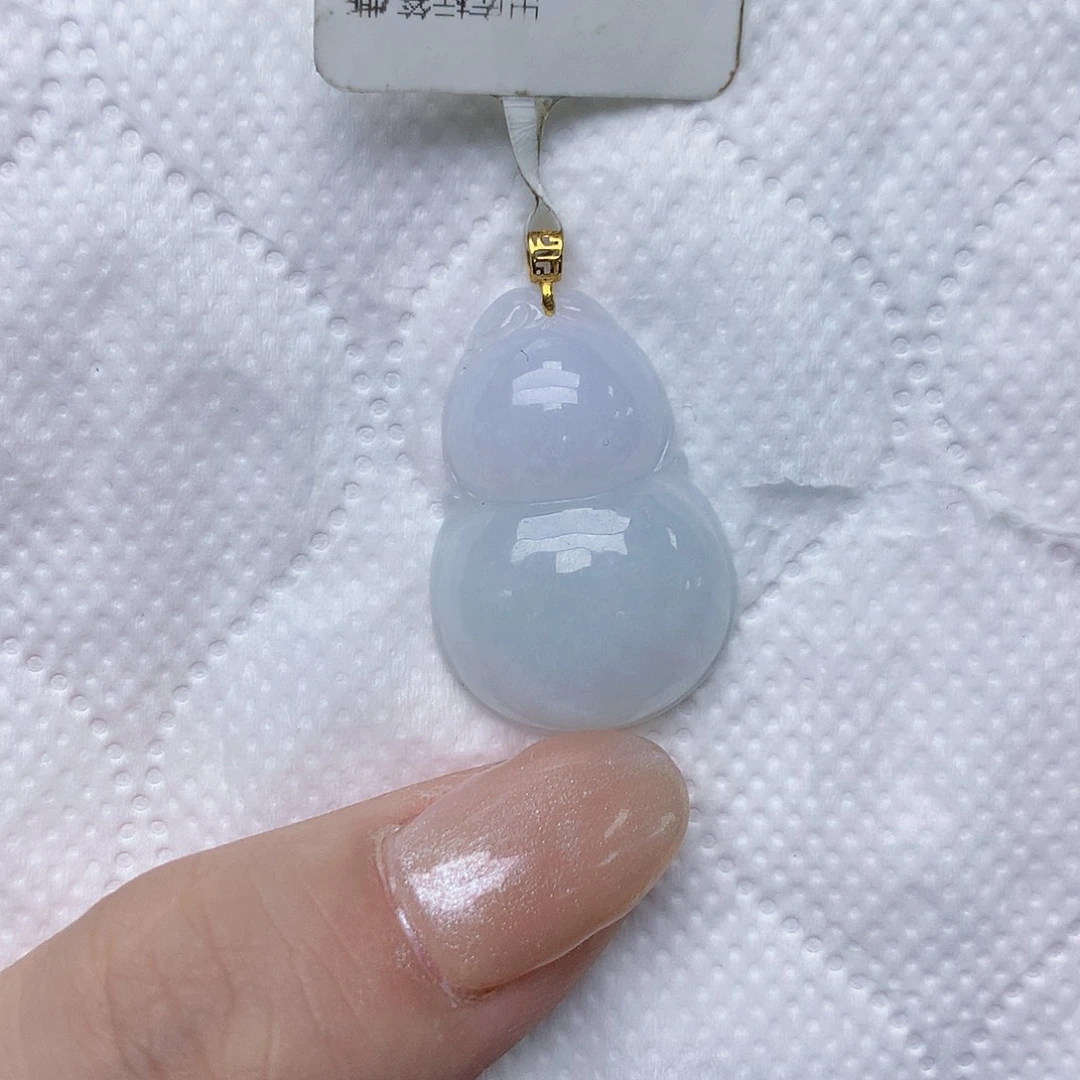 颈饰18K金镶嵌翡翠