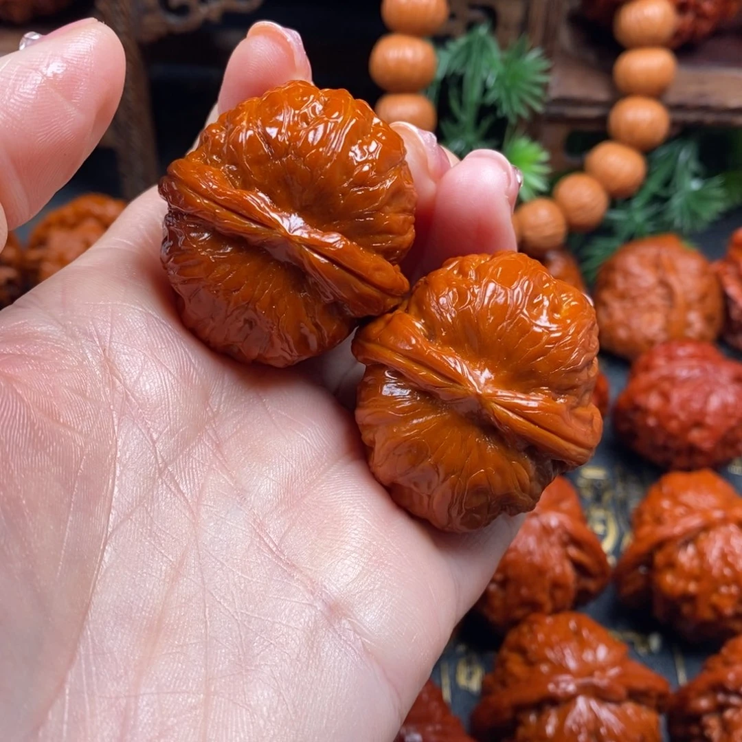 文玩核桃吊坠元宝18号a