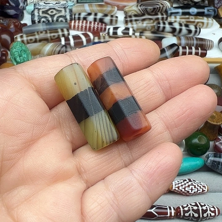 玛瑙/玉髓合金颈饰